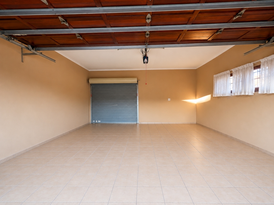 3 Bedroom Property for Sale in Wilkoppies North West